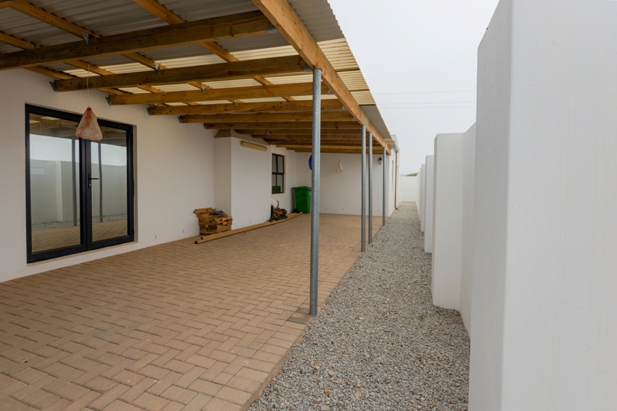 3 Bedroom Property for Sale in Britannia Bay Western Cape